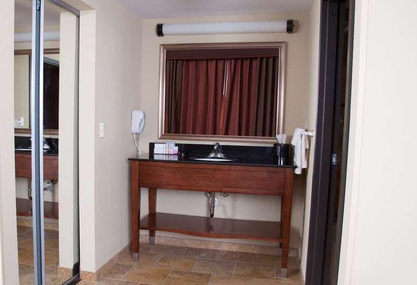 Hampton Inn & Suites Dickinson