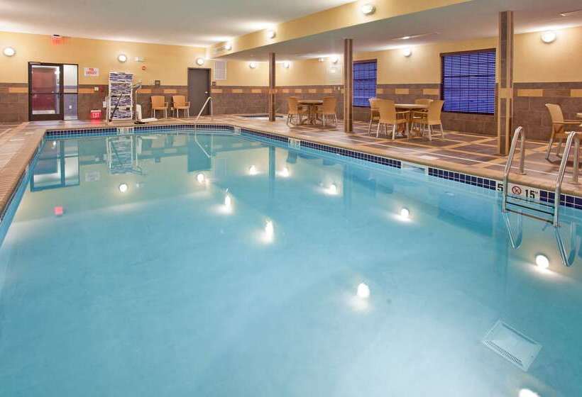 Hampton Inn & Suites Dickinson