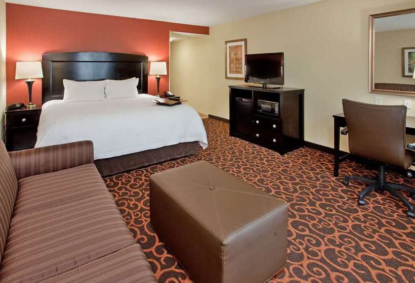Hampton Inn & Suites Dickinson