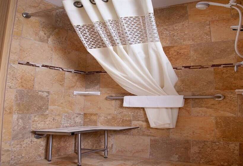 Hampton Inn & Suites Dickinson