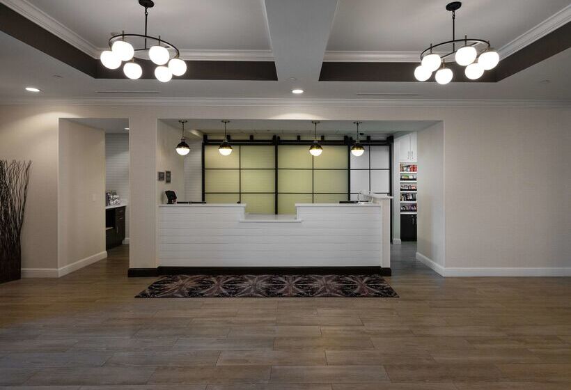 Homewood Suites By Hilton Joplin