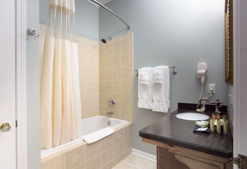 27 On Park Boutique Hotel & Venue