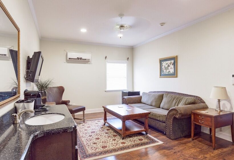 27 On Park Boutique Hotel & Venue