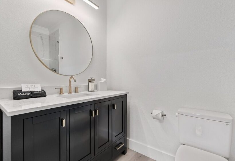 27 On Park Boutique Hotel & Venue