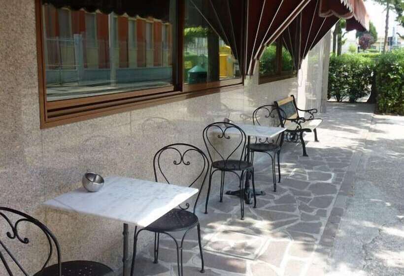 ホテル Alla Bianca