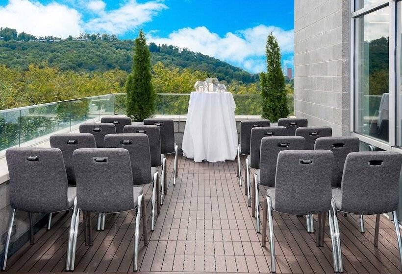 호텔 Aloft Asheville Downtown