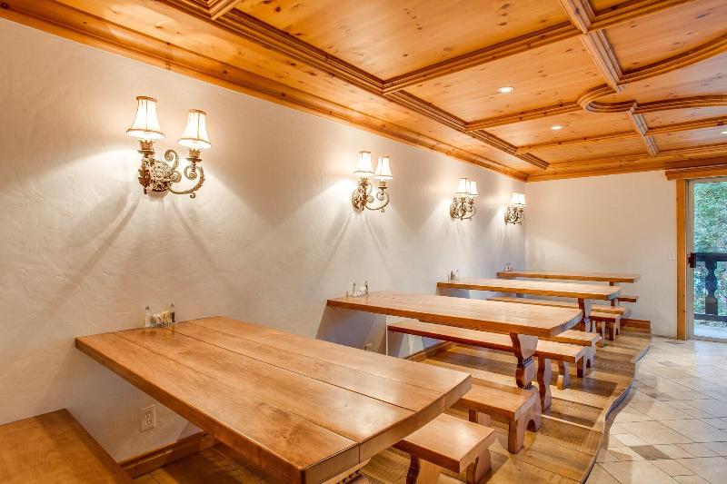 酒店 Alpine Rivers Inn