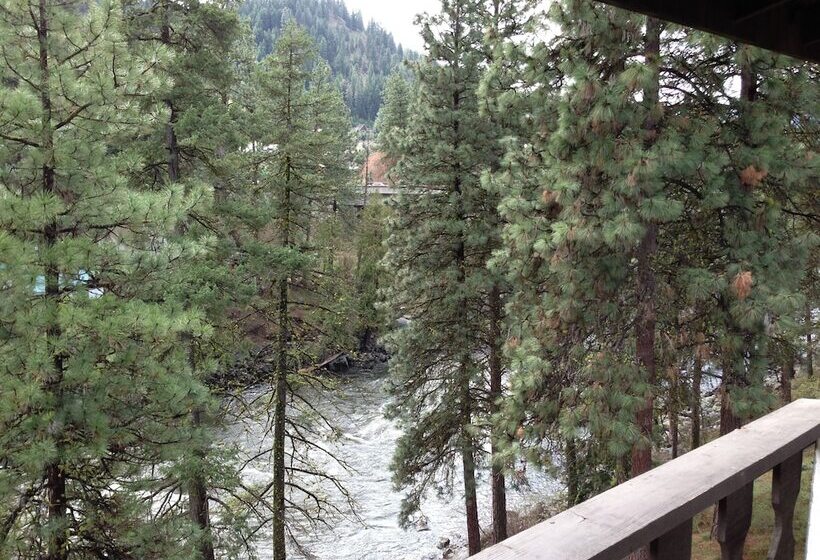 酒店 Alpine Rivers Inn