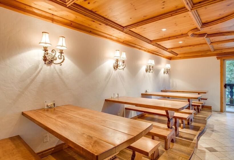 酒店 Alpine Rivers Inn