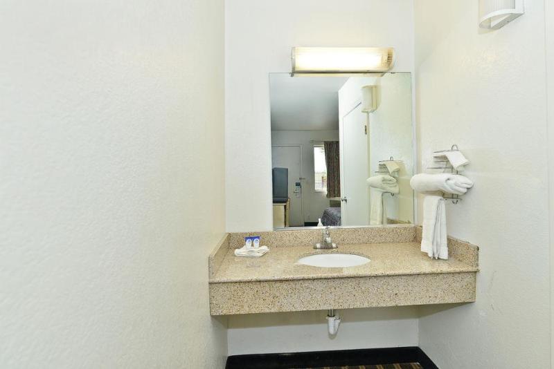 ホテル Americas Best Value Inn Amarillo Airport/grand Street