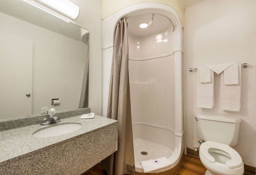 Отель Americas Best Value Inn Dayton