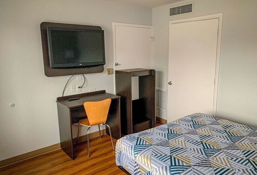 Отель Americas Best Value Inn Dayton