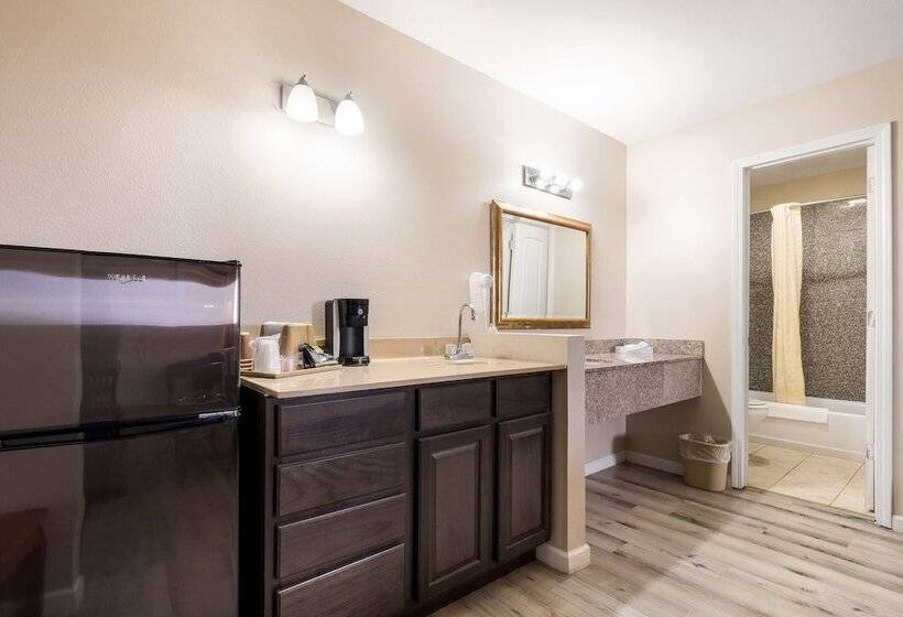 בית מלון כפרי Americas Best Value Inn Refugio