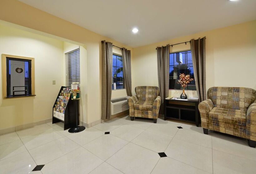 Отель Americas Best Value Inn & Suites Lake Charles At I 210 Exit 11