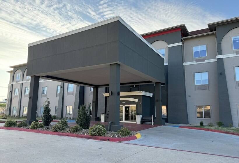 Отель Hawthorn Extended Stay By Wyndham Port Arthur