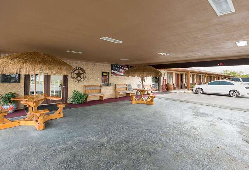 בית מלון כפרי Americas Best Value Inn   Legend S Inn