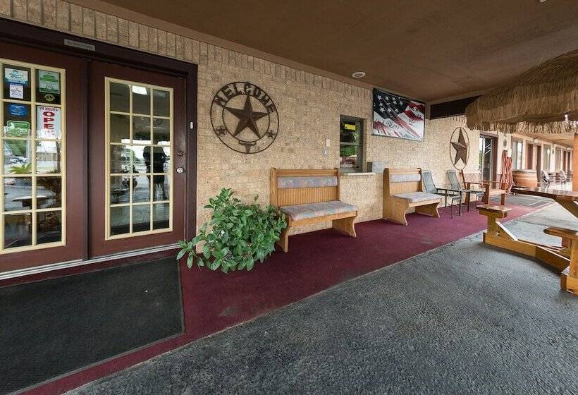 בית מלון כפרי Americas Best Value Inn   Legend S Inn