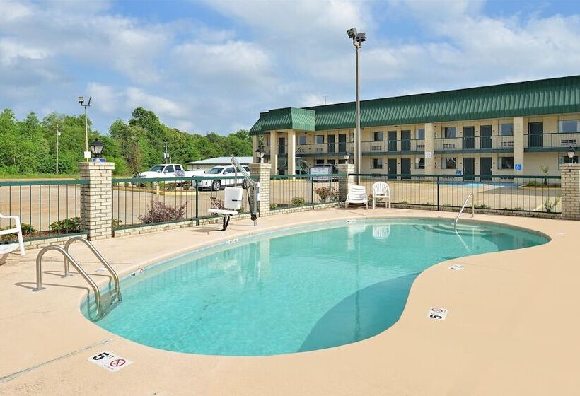 فندق Americas Best Value Inn Winona