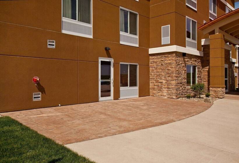 فندق Americinn By Wyndham Fairfield