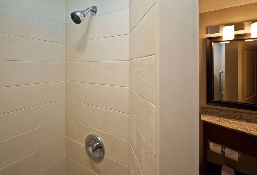 فندق Americinn By Wyndham Fairfield