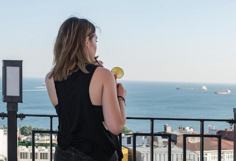 Aprilis Hotel   Special Category