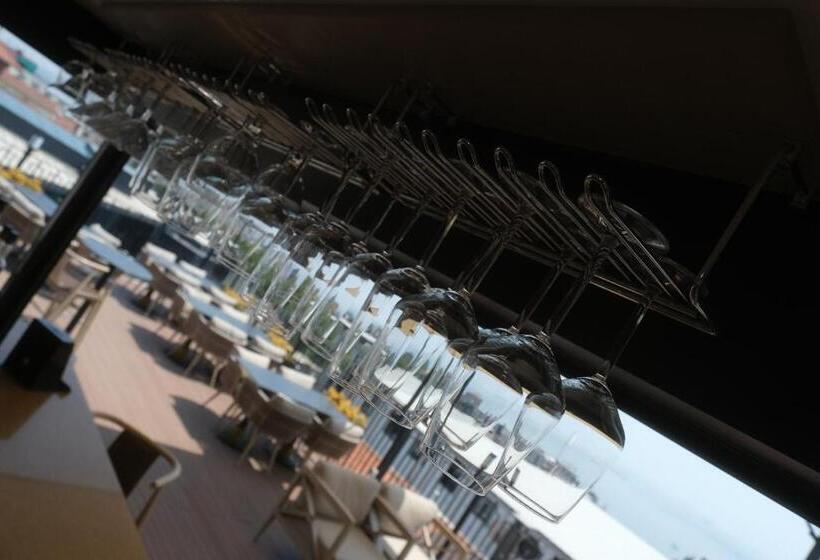 Aprilis Hotel   Special Category