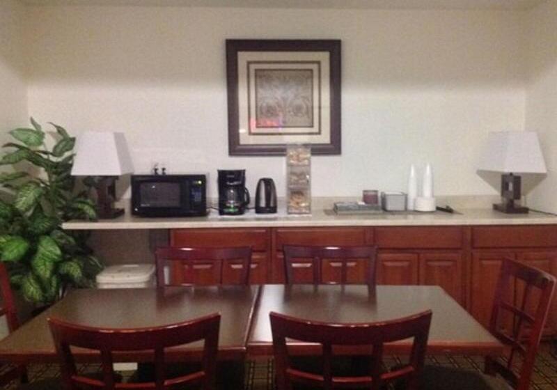 فندق Baymont By Wyndham Ridgecrest