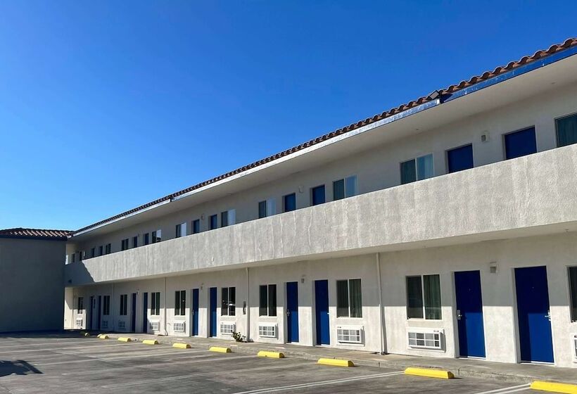 فندق Baymont By Wyndham Ridgecrest