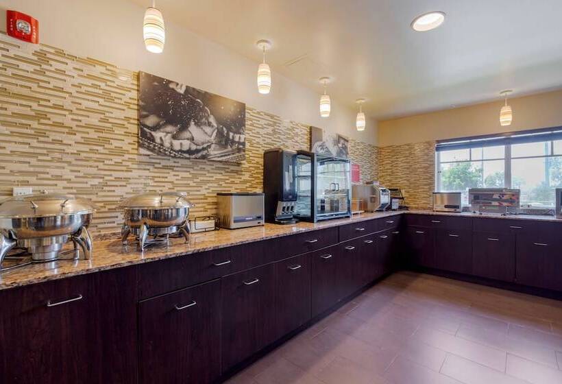 Best Western Plus Miami Airport North Hotel & Suites