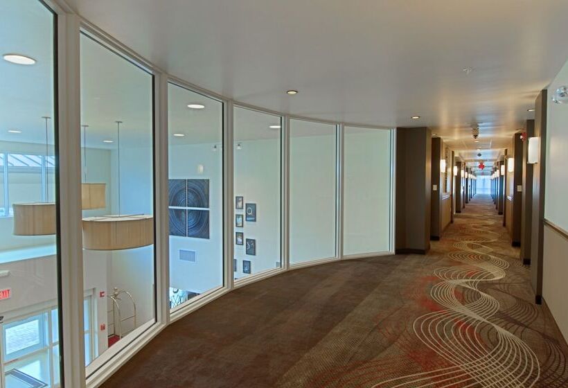 Best Western Plus Miami Airport North Hotel & Suites