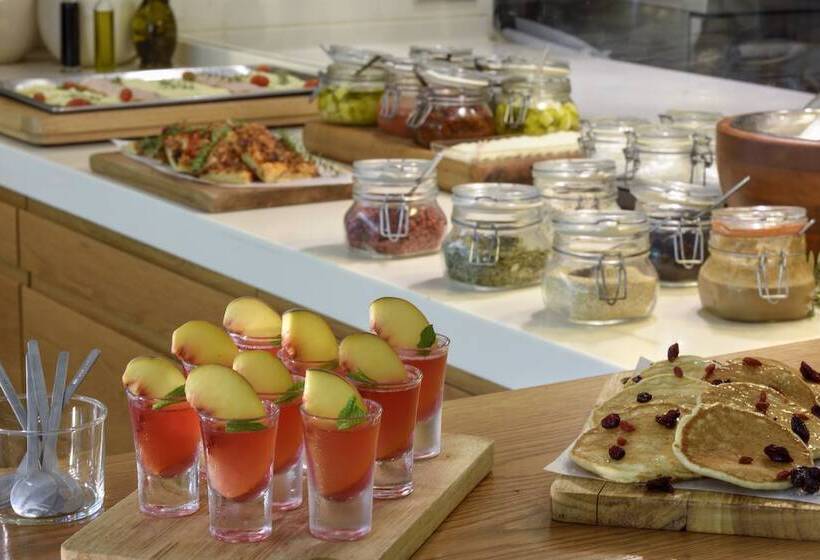 Coco Mat Hotel Nafsika