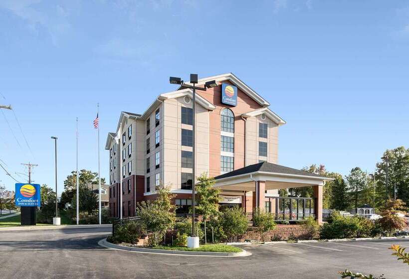 فندق Comfort Inn & Suites
