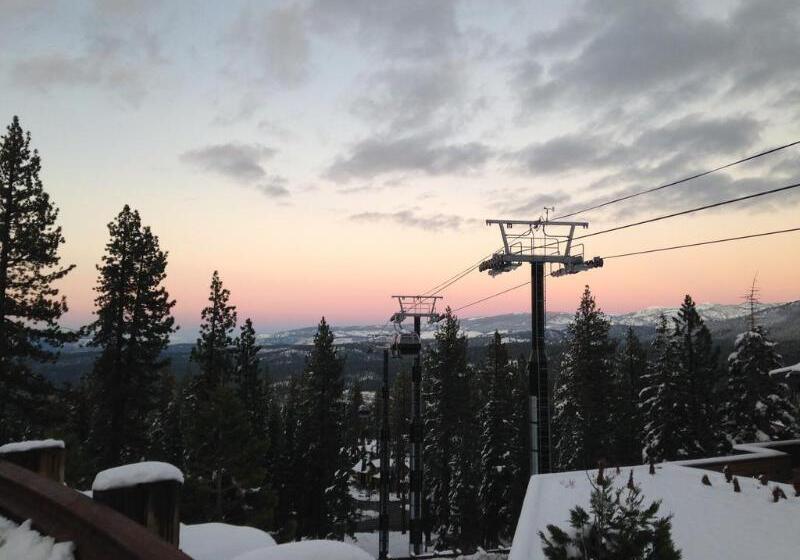 فندق Constellation Residences