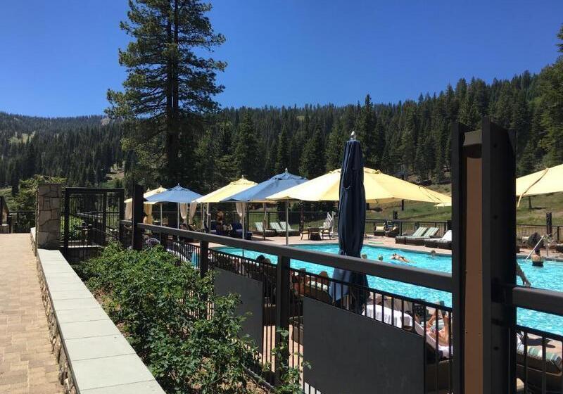 فندق Constellation Residences