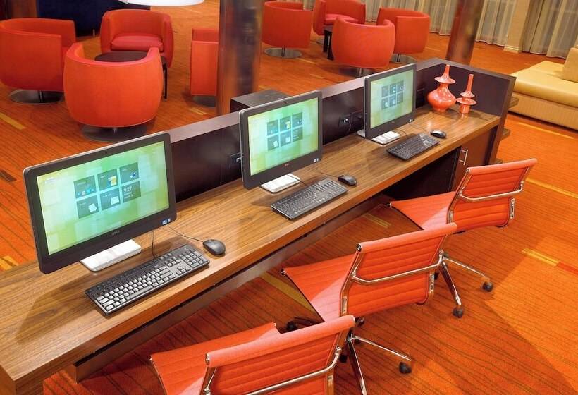 호텔 Courtyard Long Beach Airport