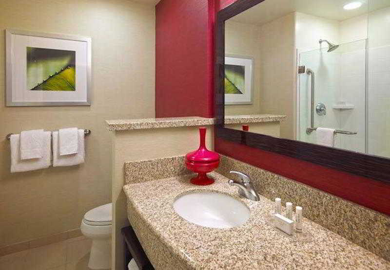 호텔 Courtyard Long Beach Airport