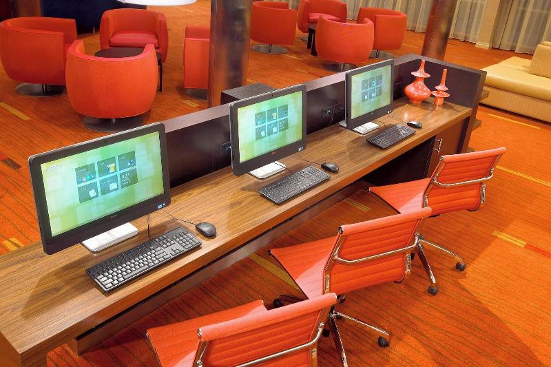 호텔 Courtyard Long Beach Airport