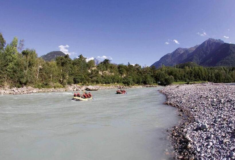 ホテル Das Zentrum