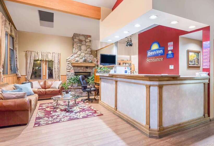 فندق Days Inn By Wyndham Delta Co