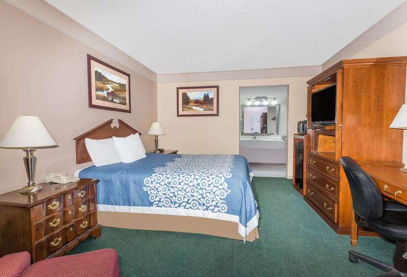 فندق Days Inn By Wyndham Delta Co