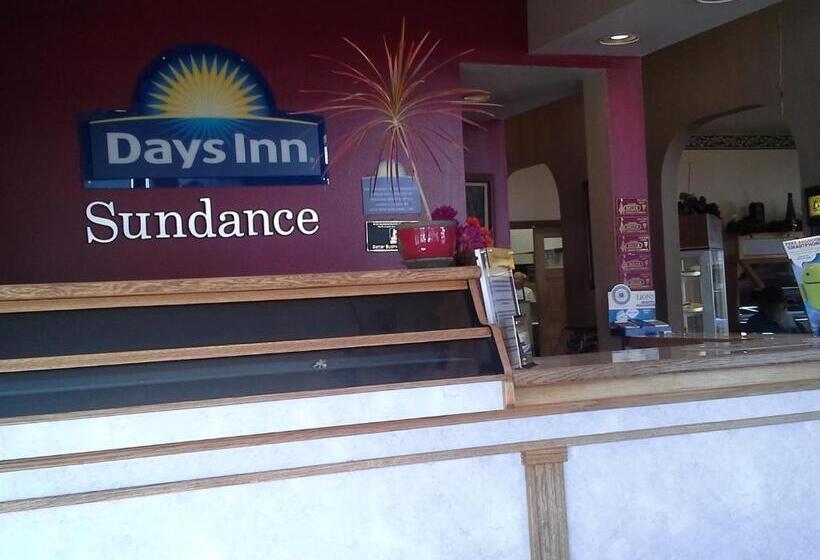 فندق Days Inn By Wyndham Delta Co