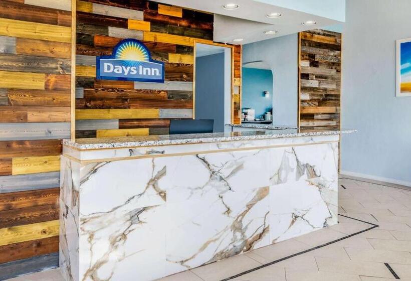 فندق Days Inn By Wyndham Delta Co