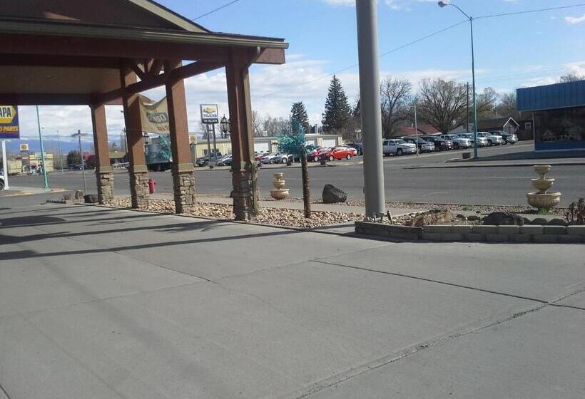 فندق Days Inn By Wyndham Delta Co