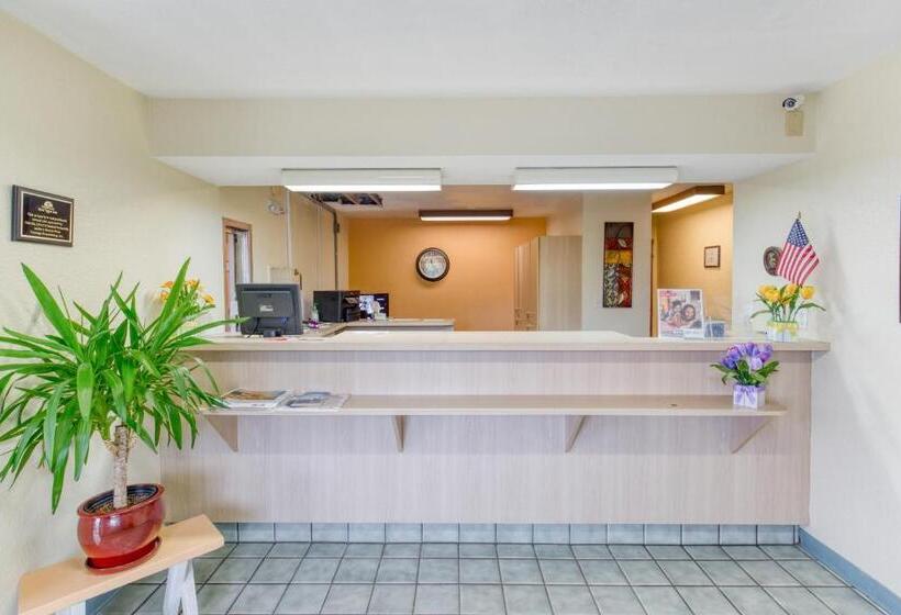 호텔 Days Inn By Wyndham New Philadelphia