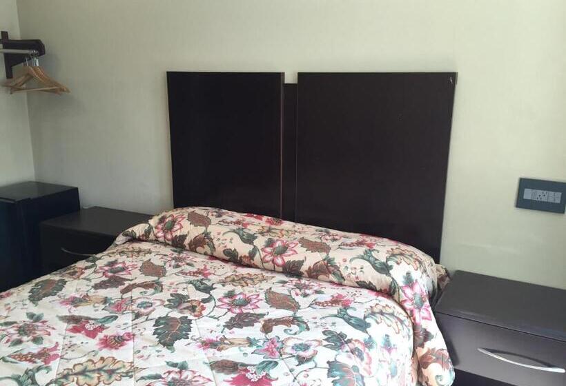 فندق Deluxe Inn Redwood City