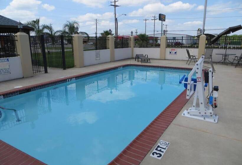 فندق Executive Inn & Suites West Columbia