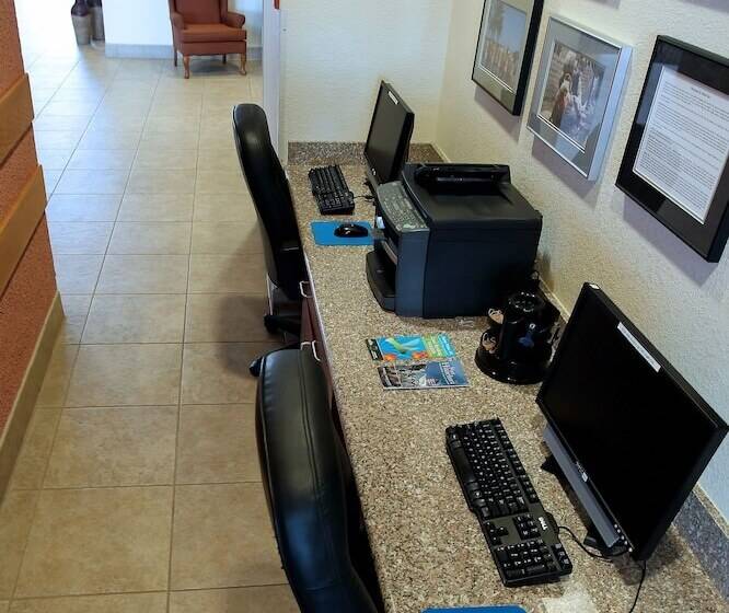 فندق Garden Place Suites