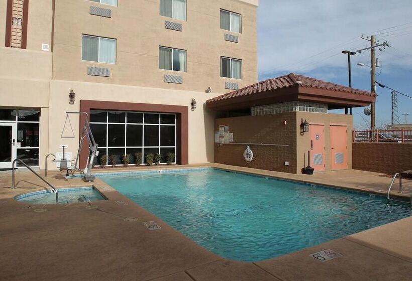 فندق Garden Place Suites