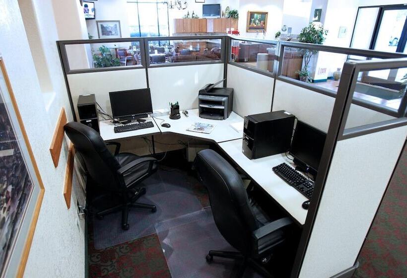 호텔 Gateway Studio Suites