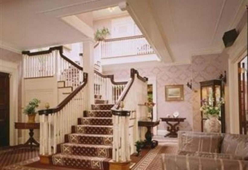 ホテル Gateways Inn & Restaurant